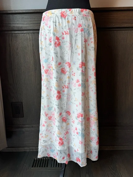 White Floral Maxi Skirt with Pink & Coral Blooms NWT XL - Picture 5 of 7